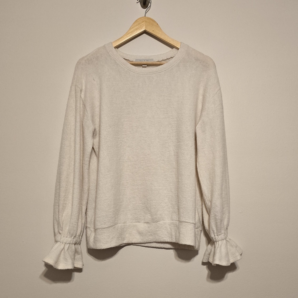 Anthropologie Eri + Ali Round Neck Cream Long Ruffle Sleeve Shirt Size M, Euc
